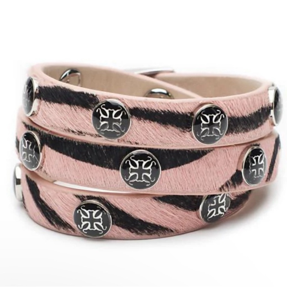 Rustic Cuff Macy Calfskin Trpl wrap bracelet NWOT